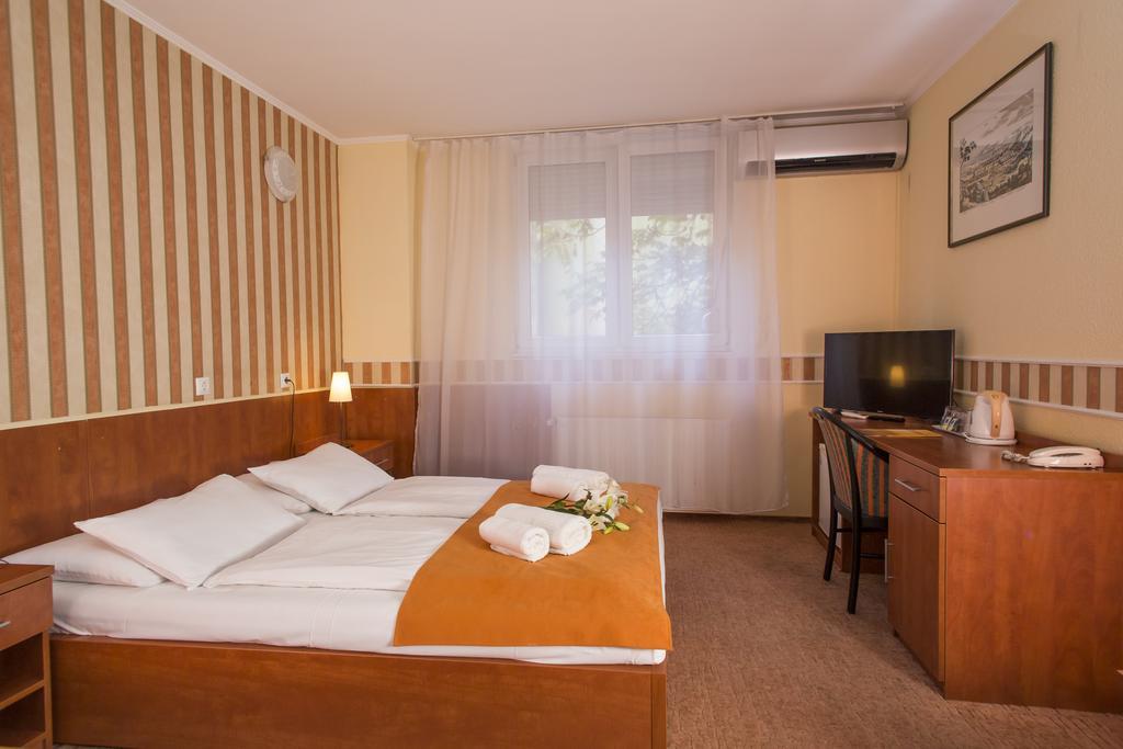 Atlantic Hotel Budapest Extérieur photo