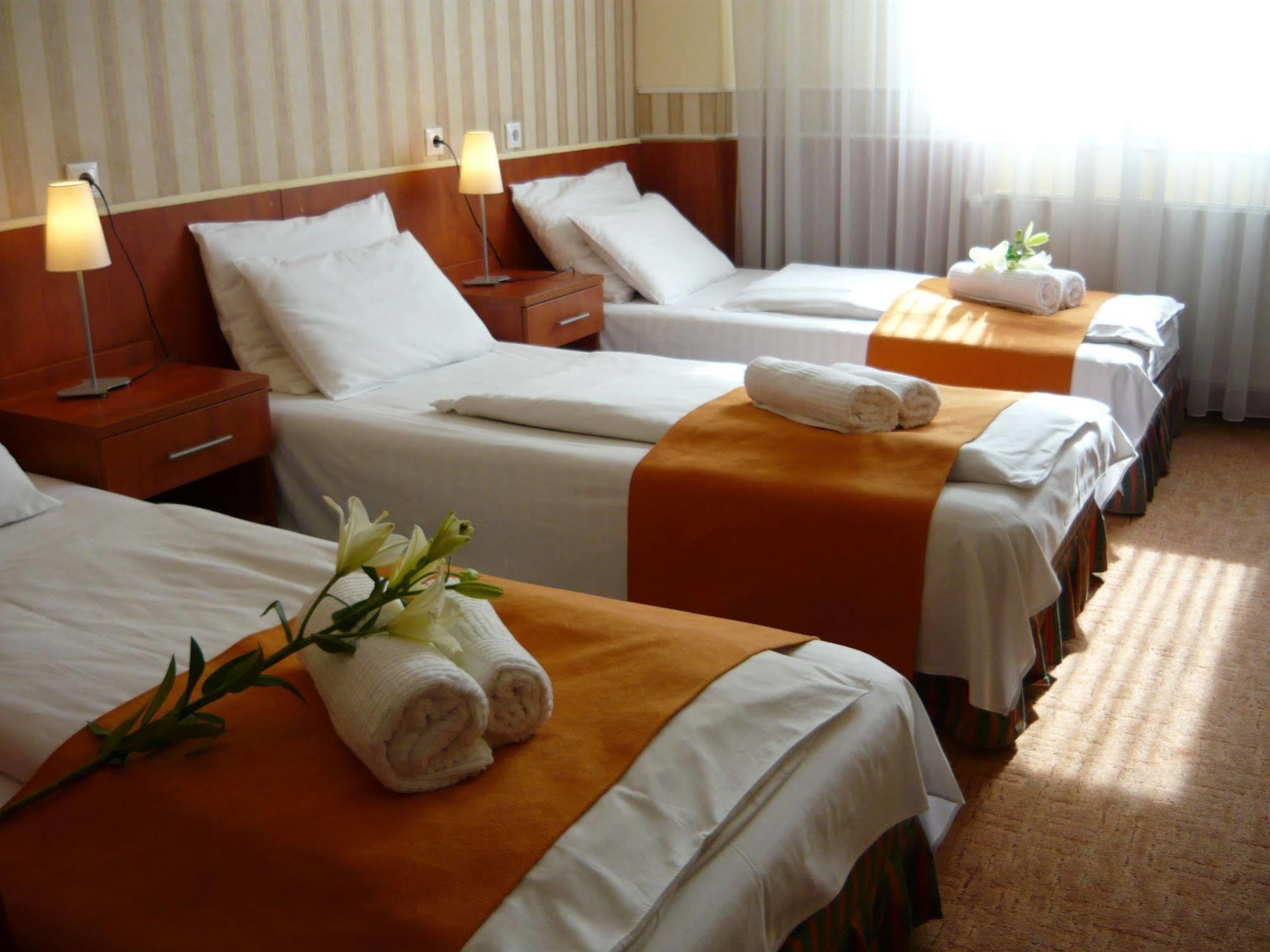 Atlantic Hotel Budapest Extérieur photo